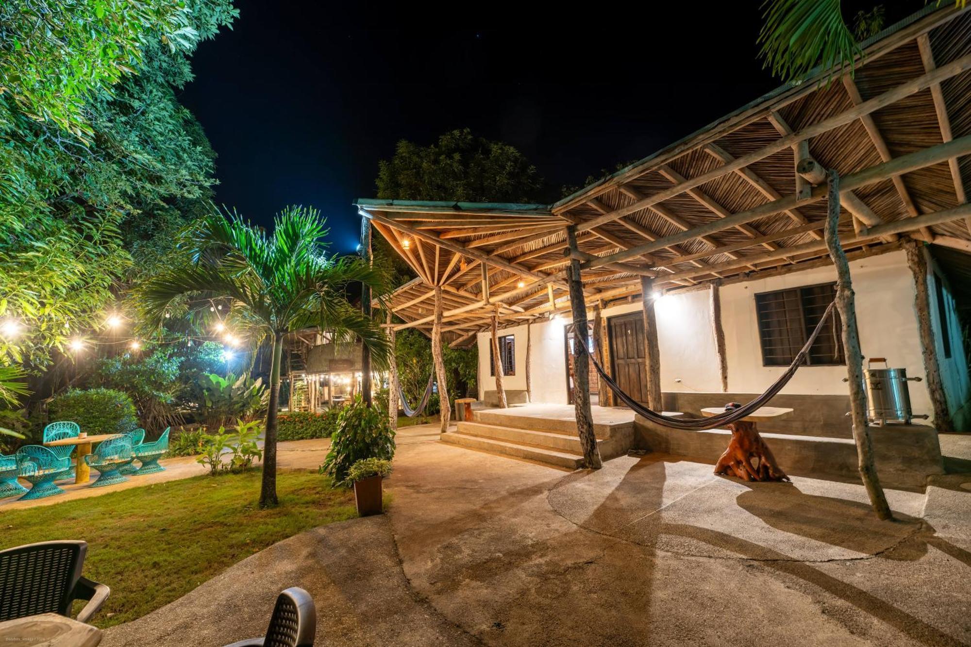 Hostal La Media Luna Palomino Zewnętrze zdjęcie