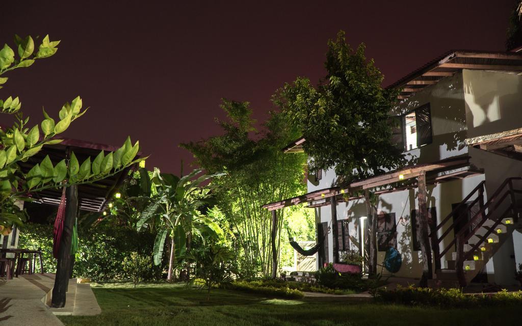 Hostal La Media Luna Palomino Zewnętrze zdjęcie