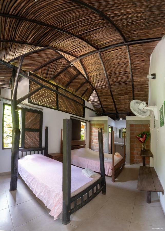 Hostal La Media Luna Palomino Zewnętrze zdjęcie