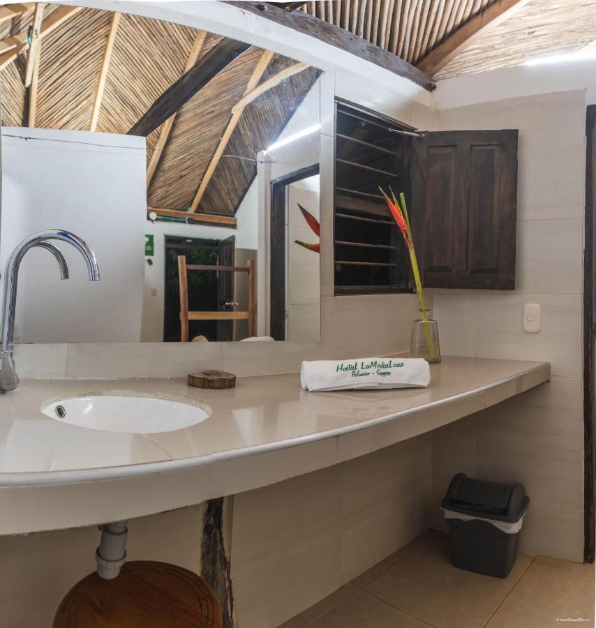 Hostal La Media Luna Palomino Zewnętrze zdjęcie